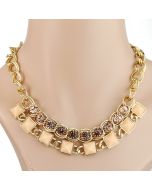 Bold Gold Tone Choker with Multi-Facetted Stones (Gold/Peach)